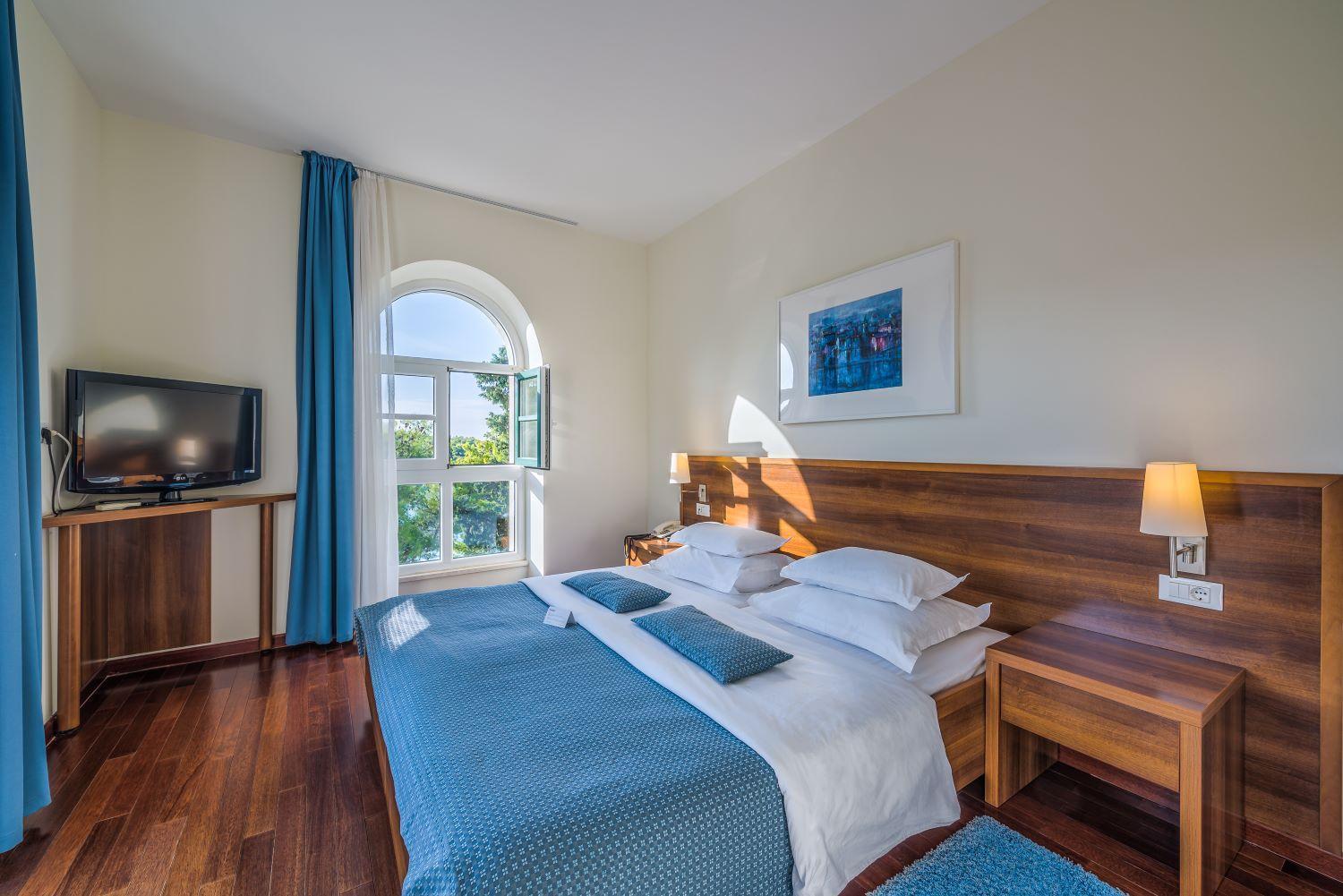 Aminess Vival Velaris Resort Supetar Exterior foto