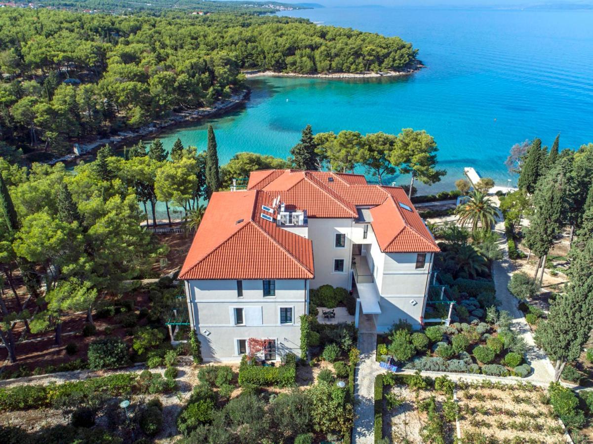 Aminess Vival Velaris Resort Supetar Exterior foto