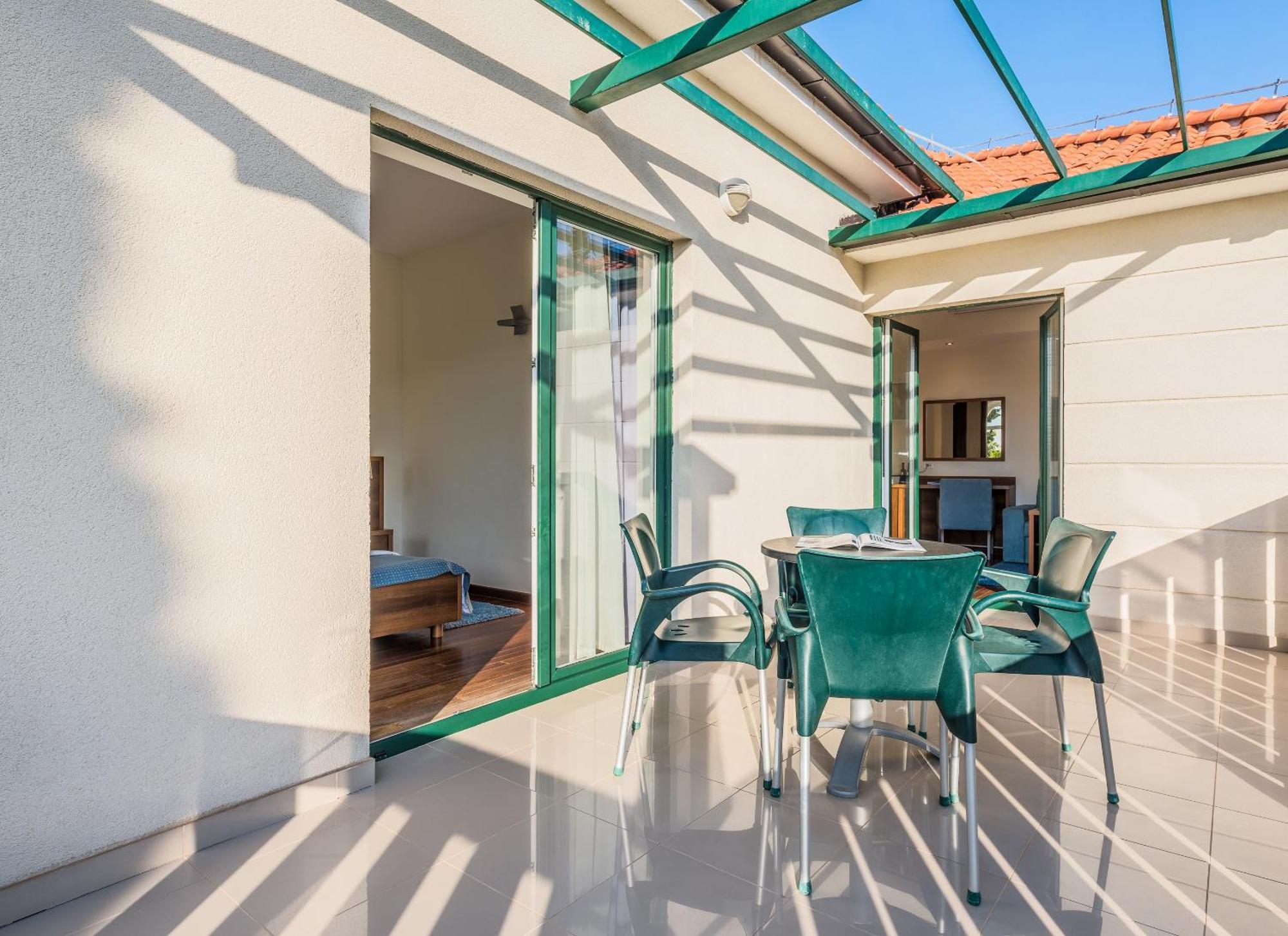 Aminess Vival Velaris Resort Supetar Exterior foto